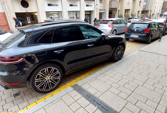 Porsche 95B Macan Turbo