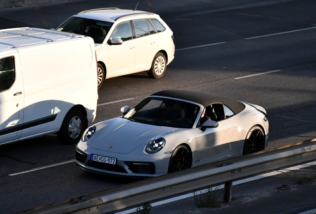 Porsche 992 Carrera 4 GTS Cabriolet