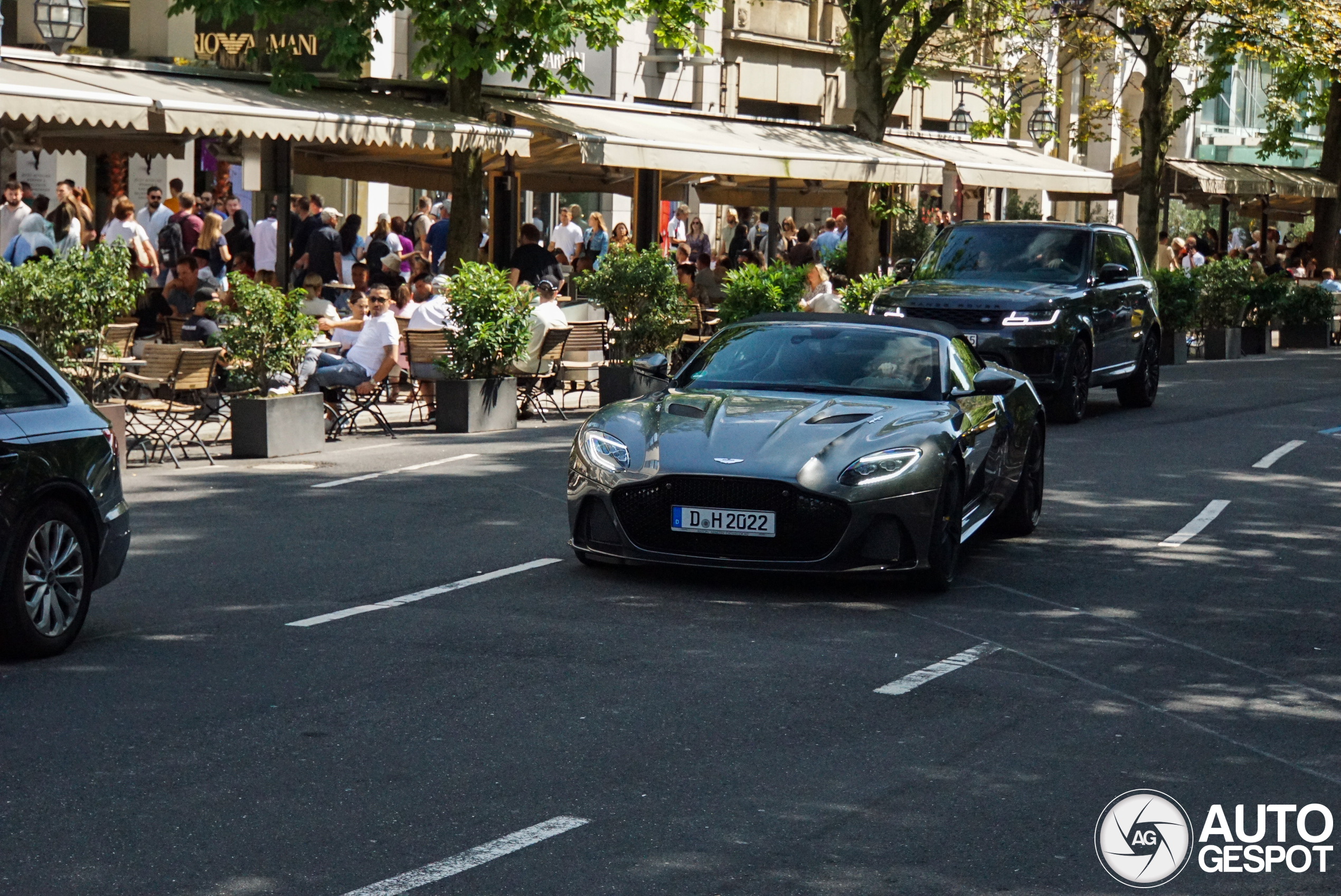 Aston Martin DBS Superleggera Volante