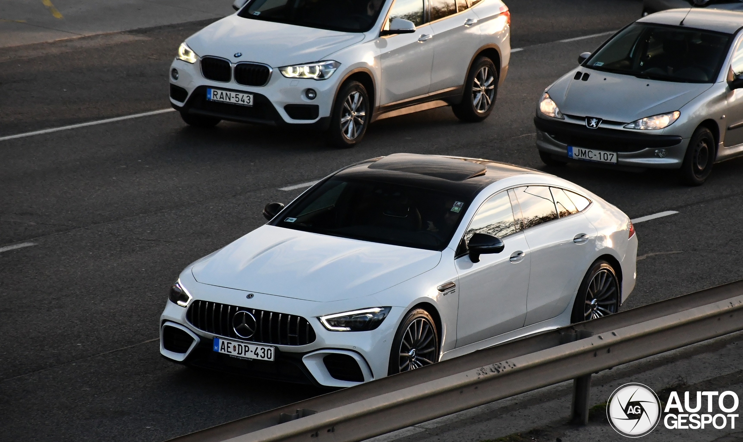 Mercedes-AMG GT 63 X290