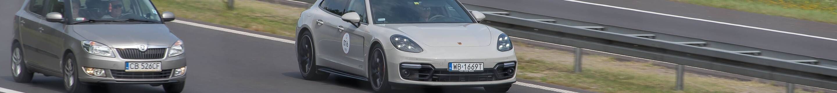 Porsche 971 Panamera GTS Sport Turismo