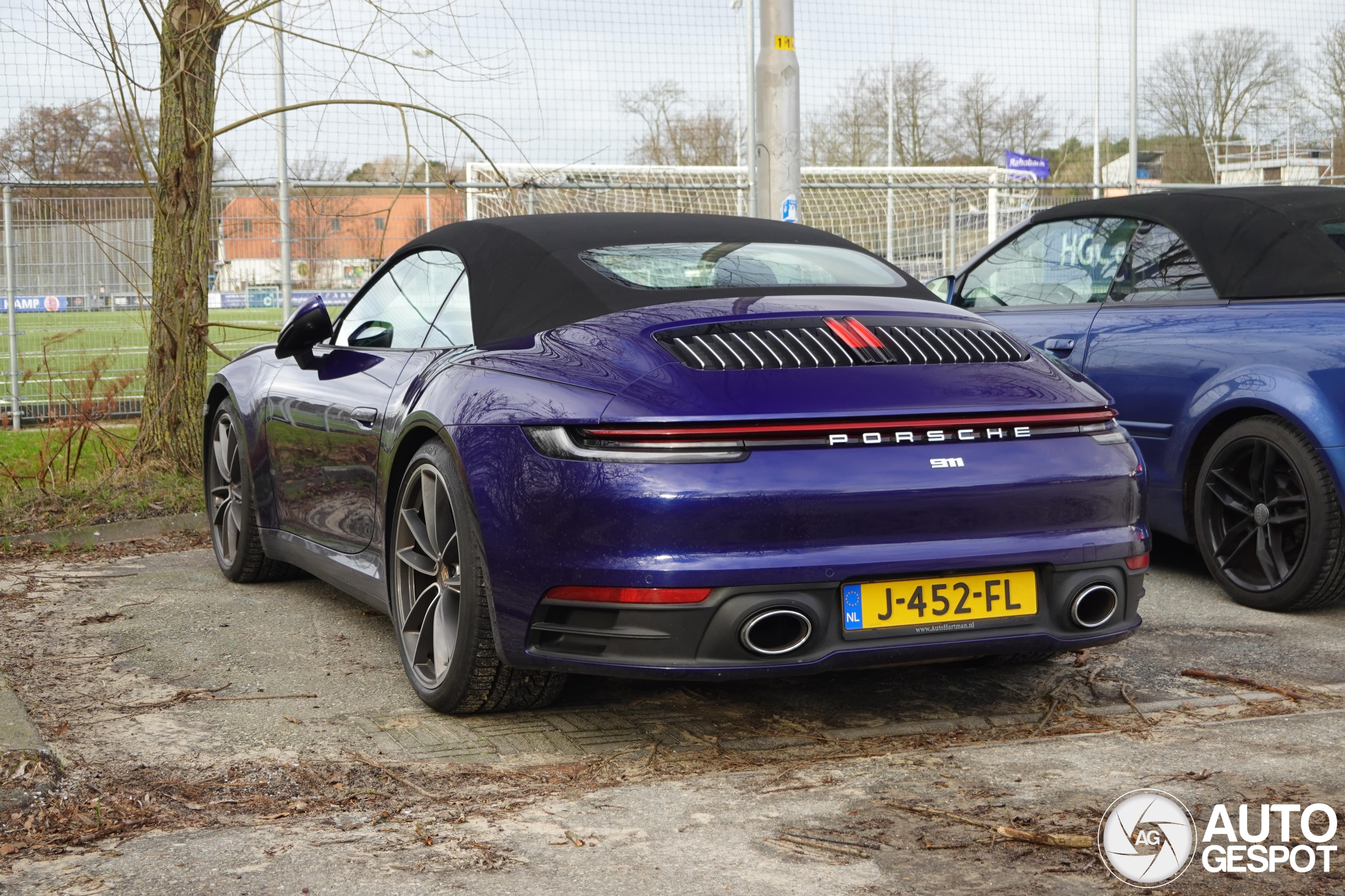 Porsche 992 Carrera 4S Cabriolet