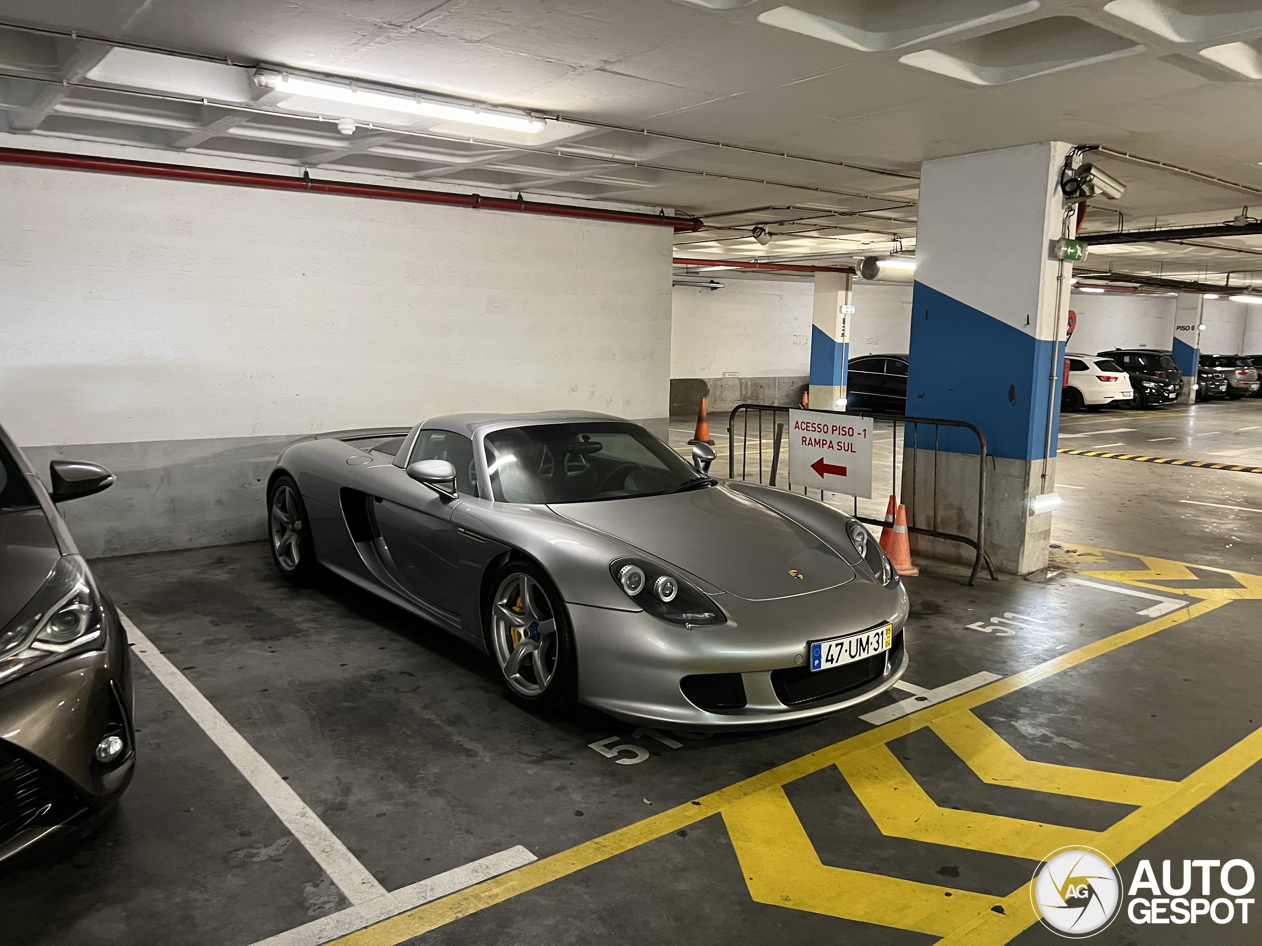 Porsche Carrera GT is een bijzondere verschijning in Portugal