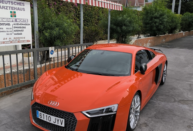 Audi R8 V10 Plus 2015