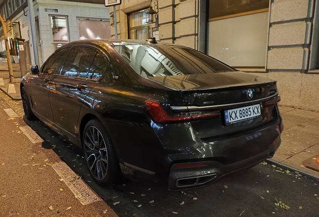 BMW M760Li xDrive 2019