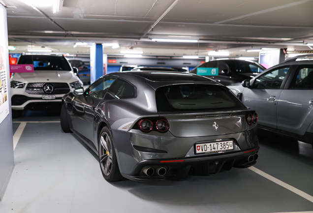 Ferrari GTC4Lusso