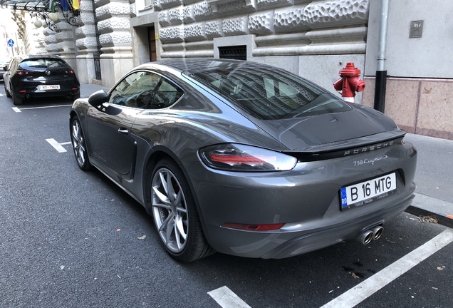 Porsche 718 Cayman S