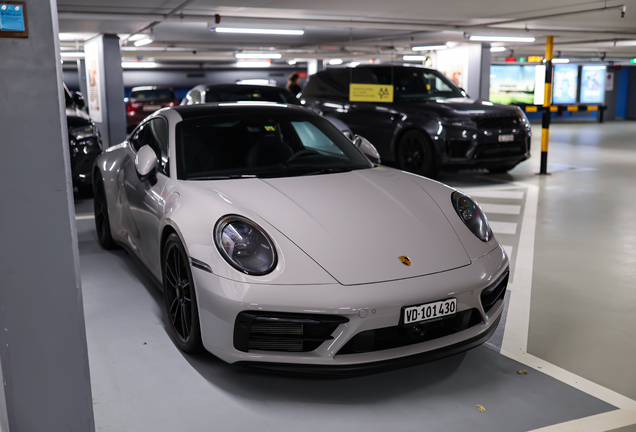 Porsche 992 Carrera GTS