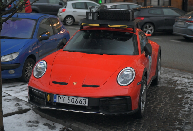 Porsche 992 Dakar