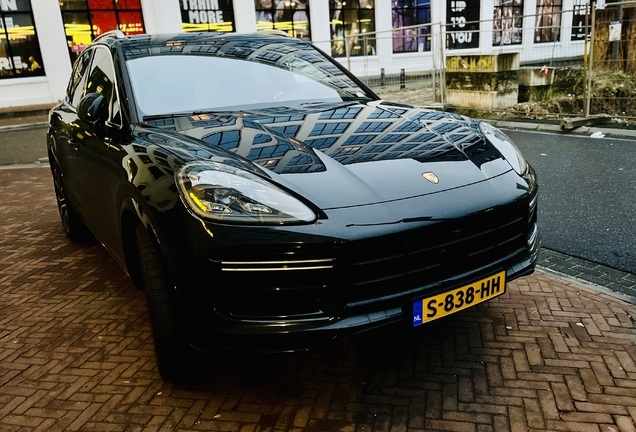 Porsche Cayenne Turbo S E-Hybrid