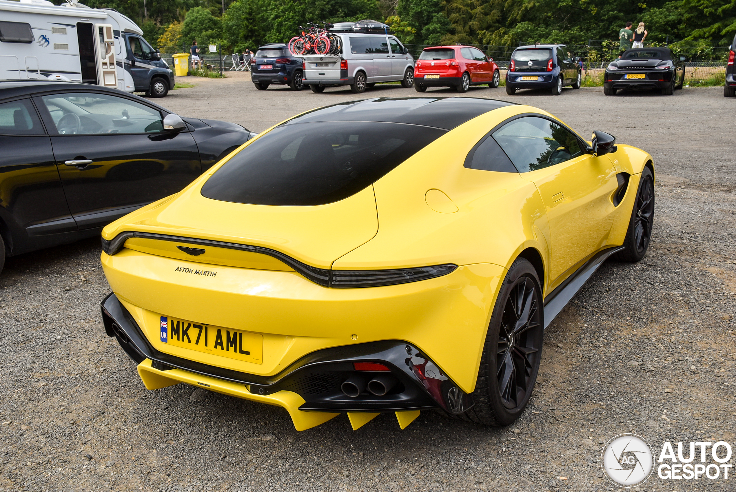 Aston Martin V8 Vantage 2018