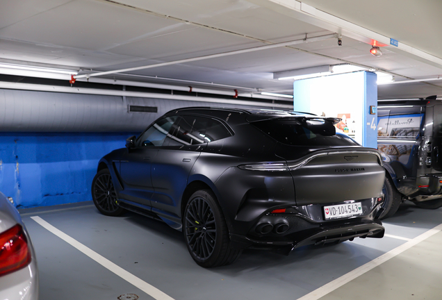 Aston Martin DBX707