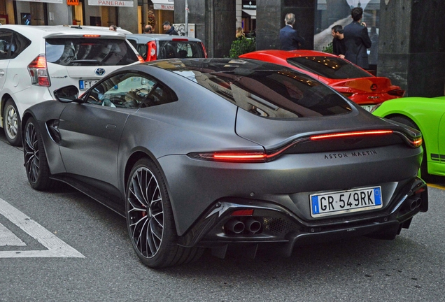 Aston Martin V8 Vantage 2018