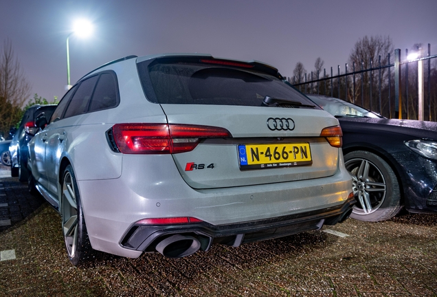 Audi RS4 Avant B9