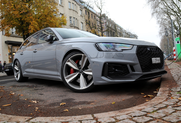 Audi RS4 Avant B9