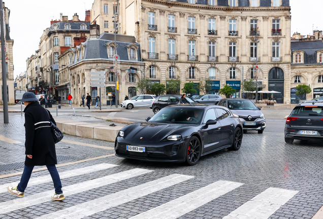 Porsche Taycan GTS Sport Turismo