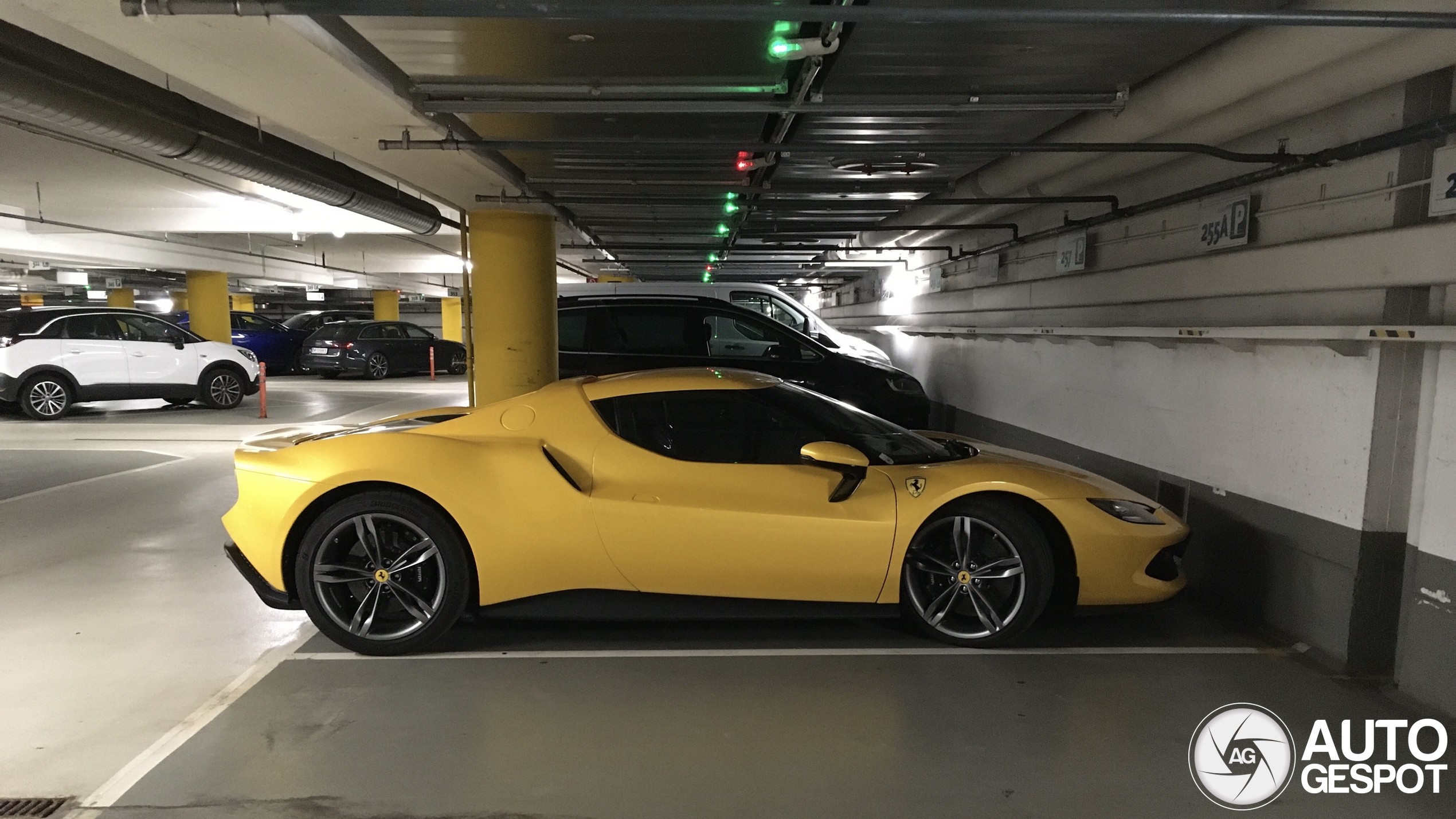 Ferrari 296 GTB