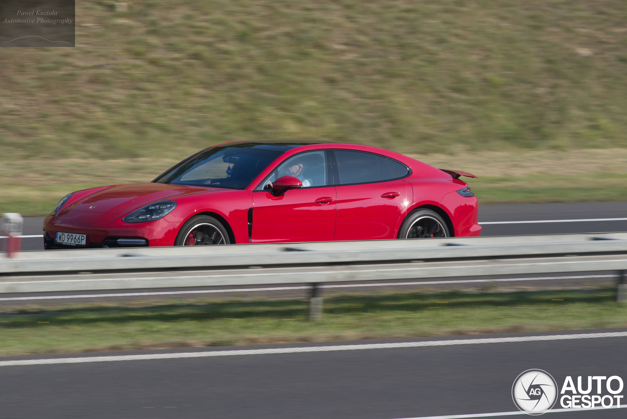 Porsche 971 Panamera GTS MkI