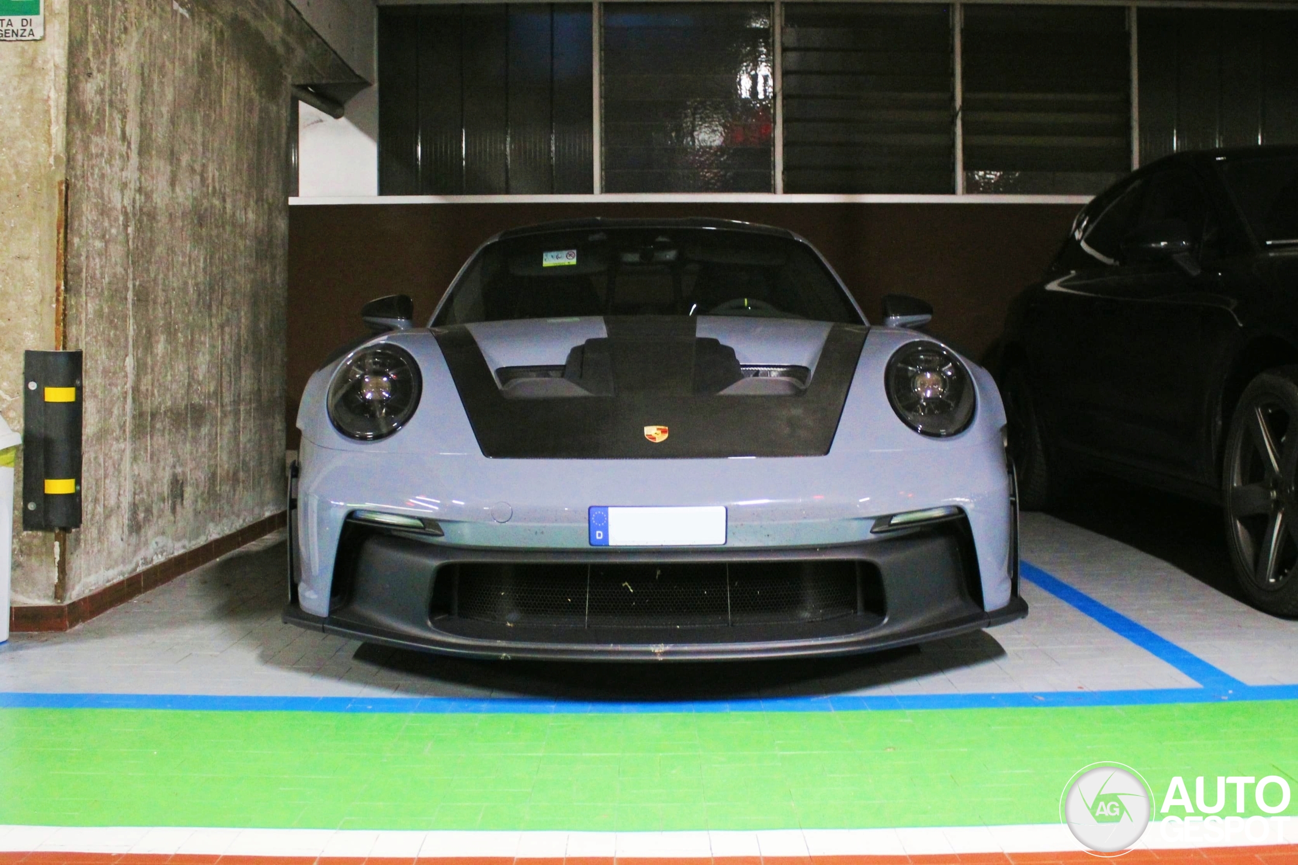 Porsche 992 GT3 RS Weissach Package