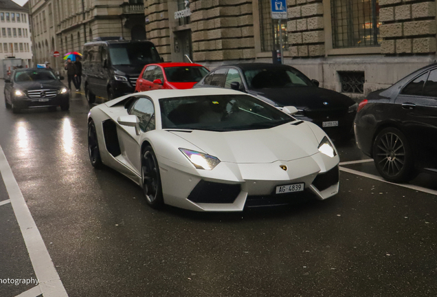 Lamborghini Aventador LP700-4