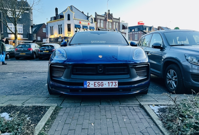 Porsche 95B Macan GTS MkIII