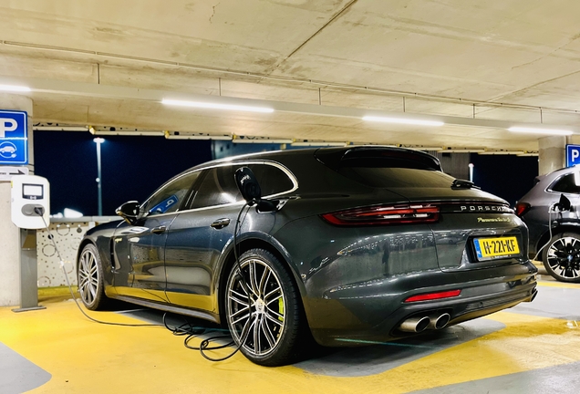 Porsche 971 Panamera Turbo S E-Hybrid Sport Turismo