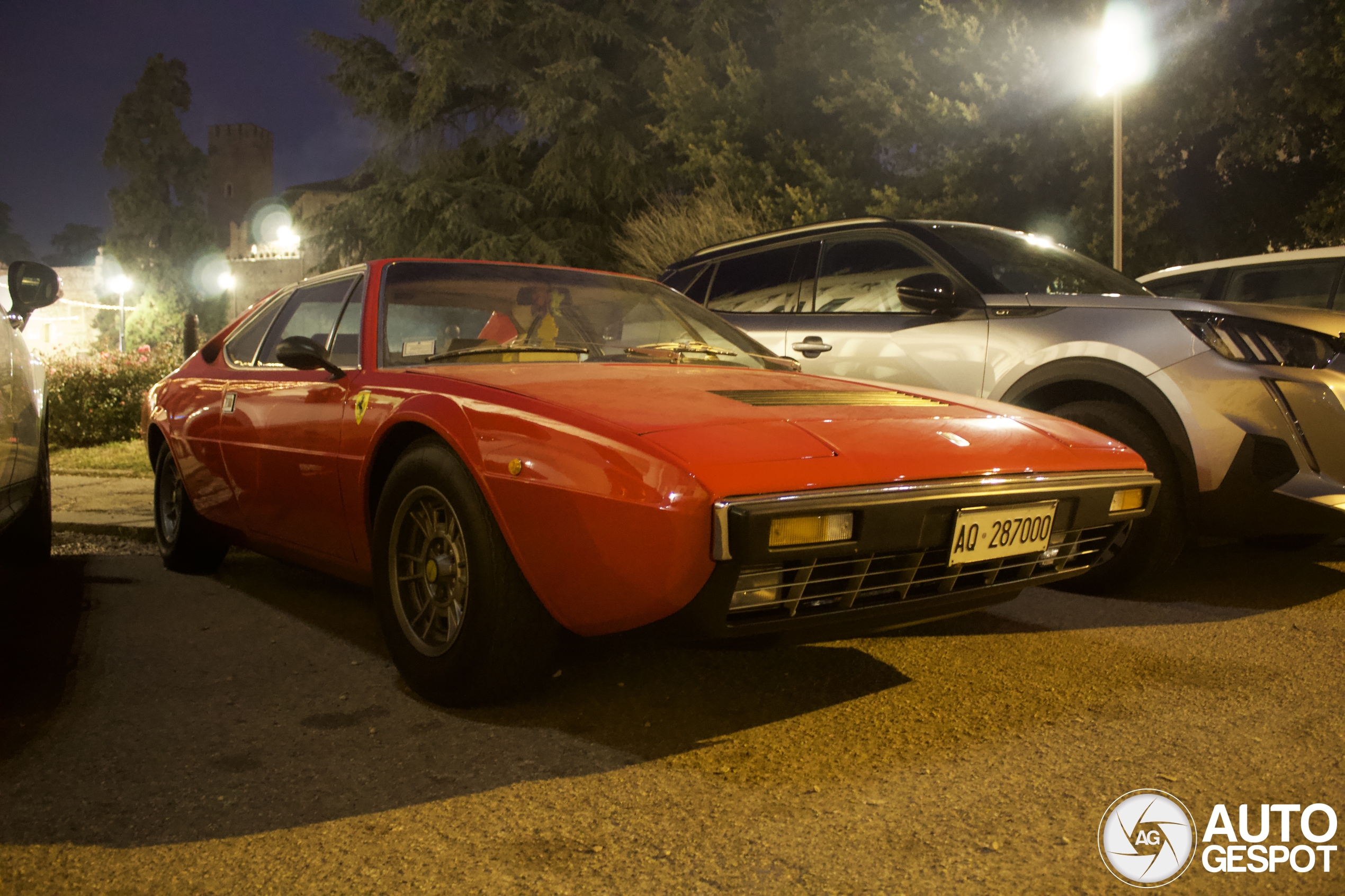 Ferrari Dino 308 GT4 2+2