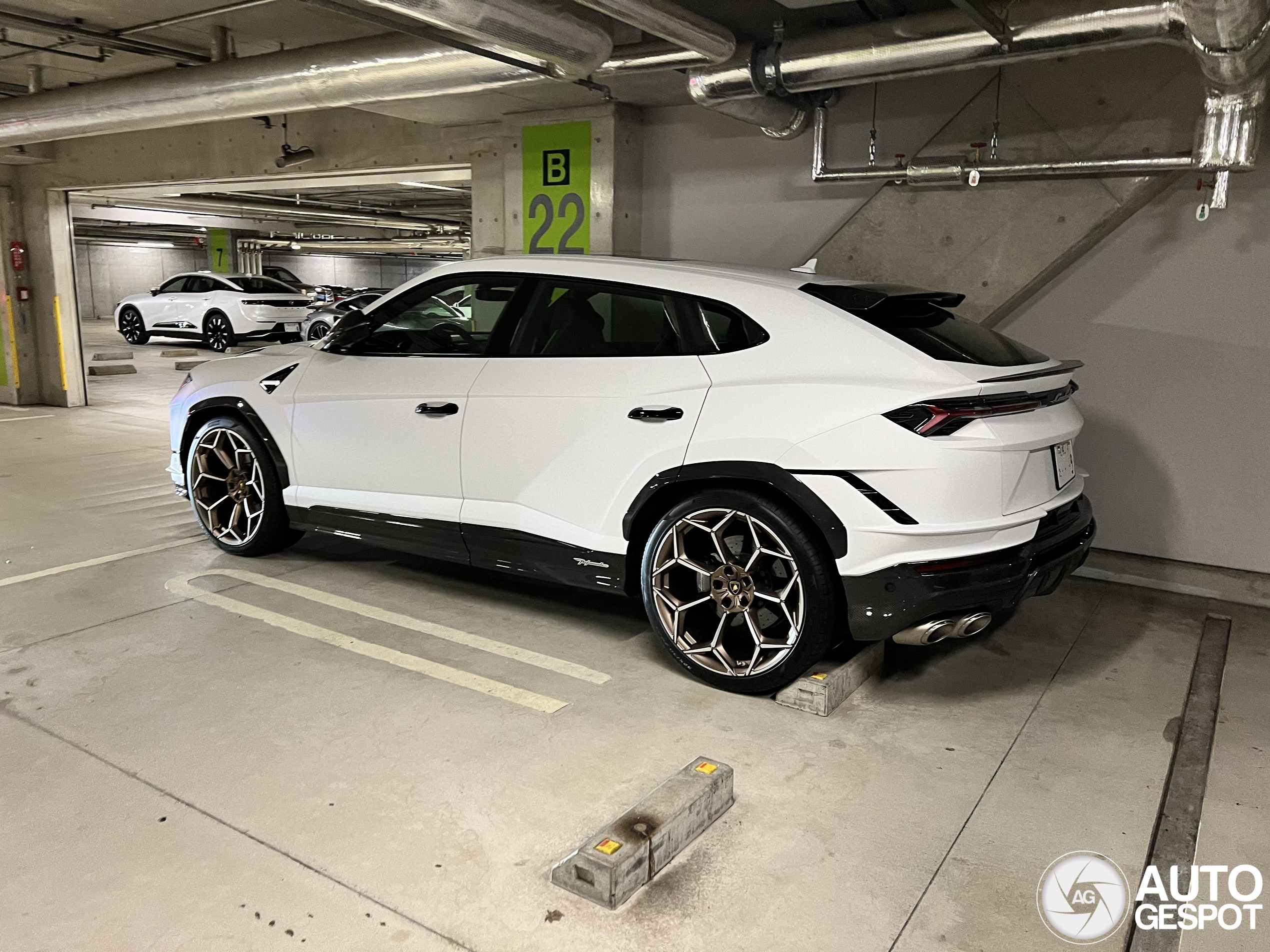 Lamborghini Urus Performante