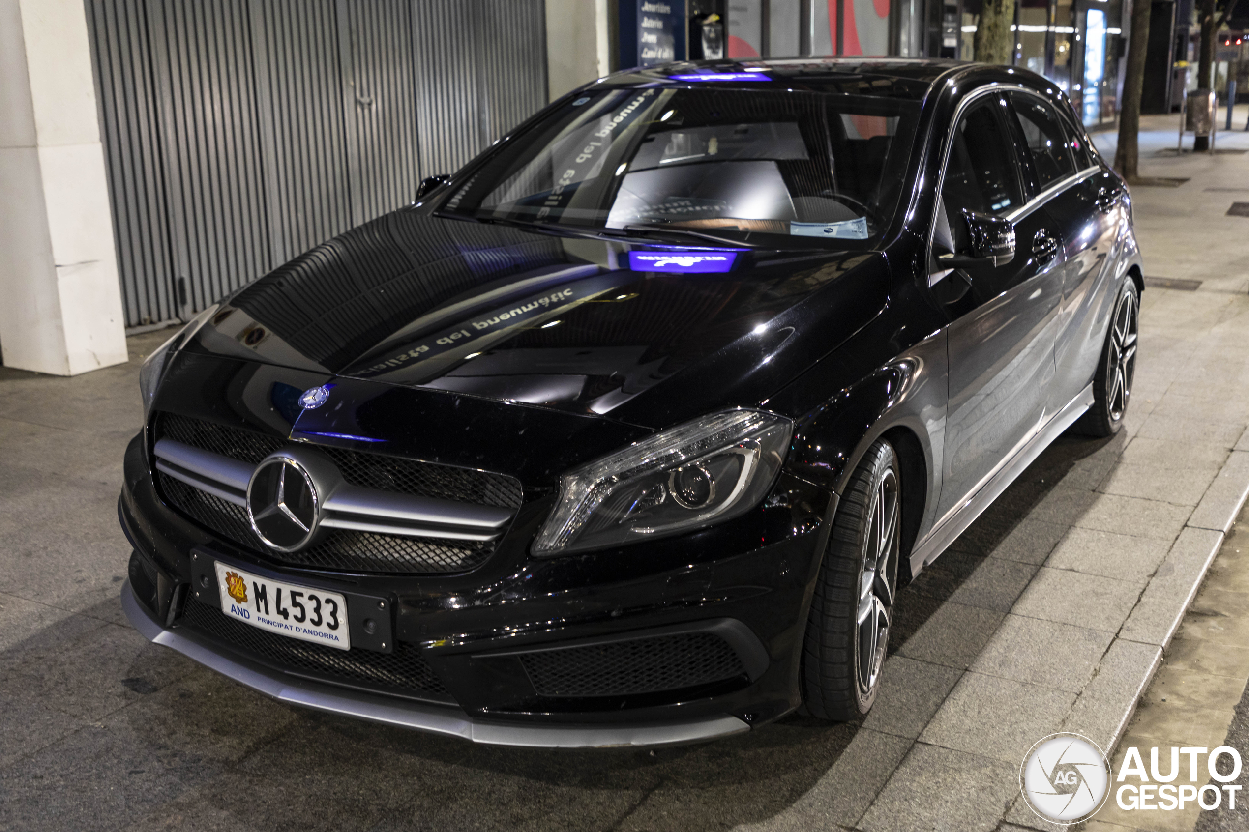 Mercedes-Benz A 45 AMG