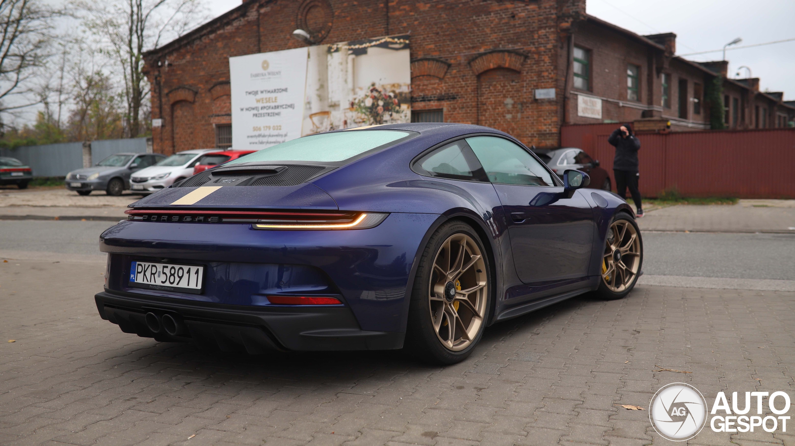 Porsche 992 GT3 Touring