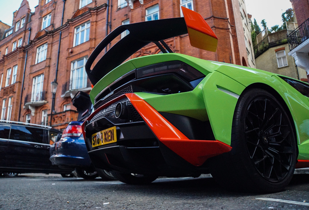 Lamborghini Huracán LP640-2 STO