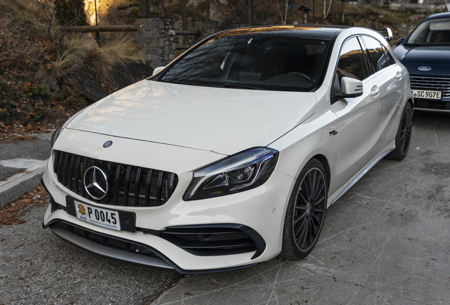 Mercedes-AMG A 45 W176 2015