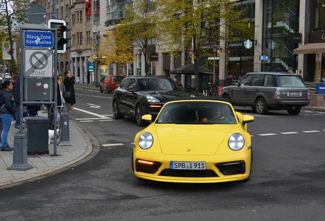 Porsche 992 Carrera 4S Cabriolet