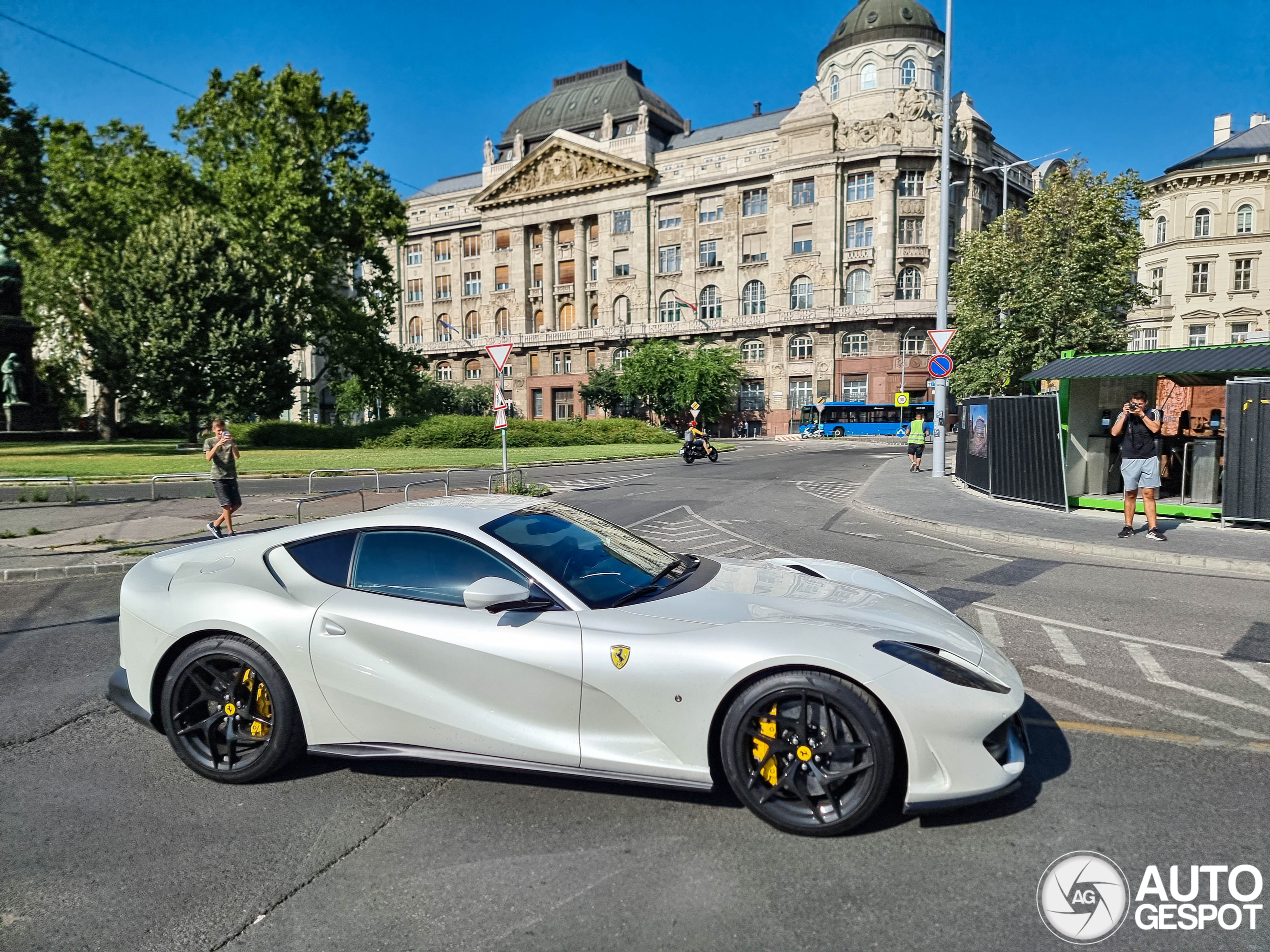 Ferrari 812 Superfast