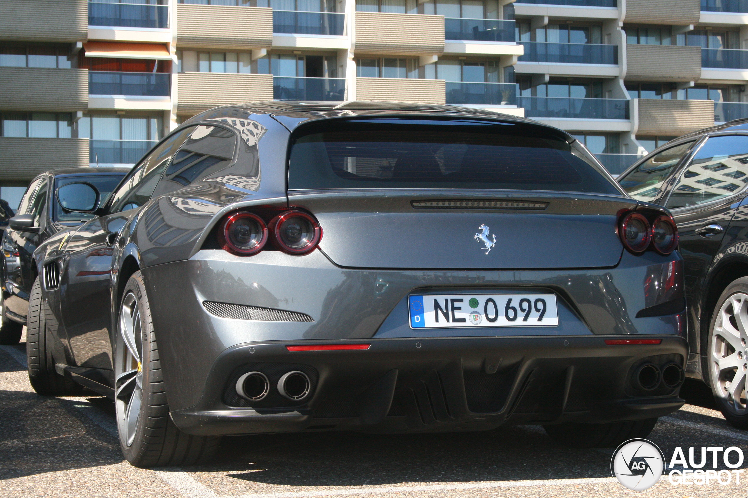 Ferrari GTC4Lusso