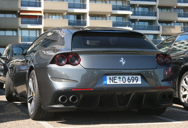 Ferrari GTC4Lusso