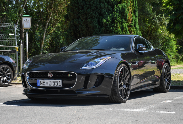 Jaguar F-TYPE R Coupé