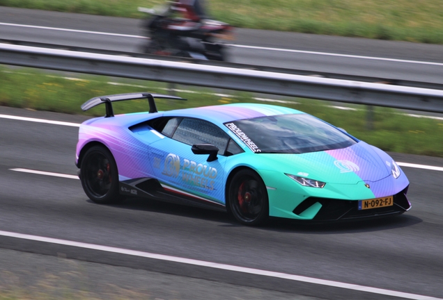 Lamborghini Huracán LP640-4 Performante