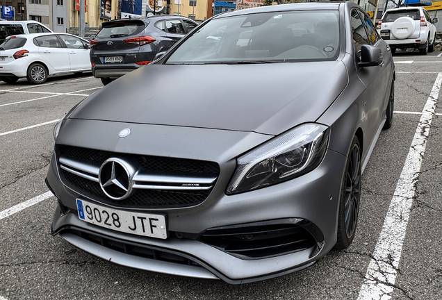 Mercedes-AMG A 45 W176 2015