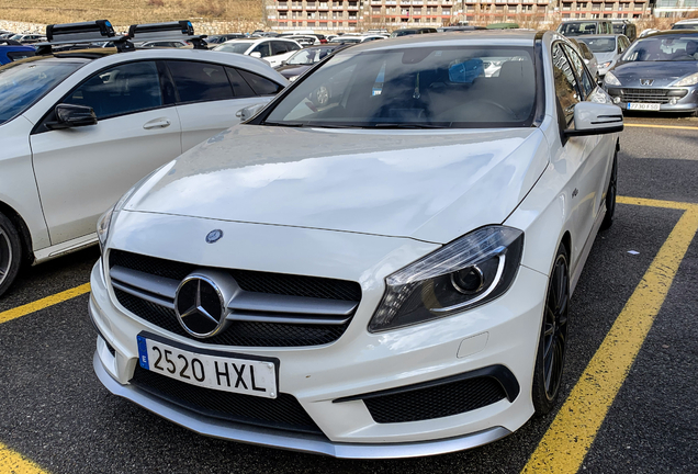 Mercedes-Benz A 45 AMG