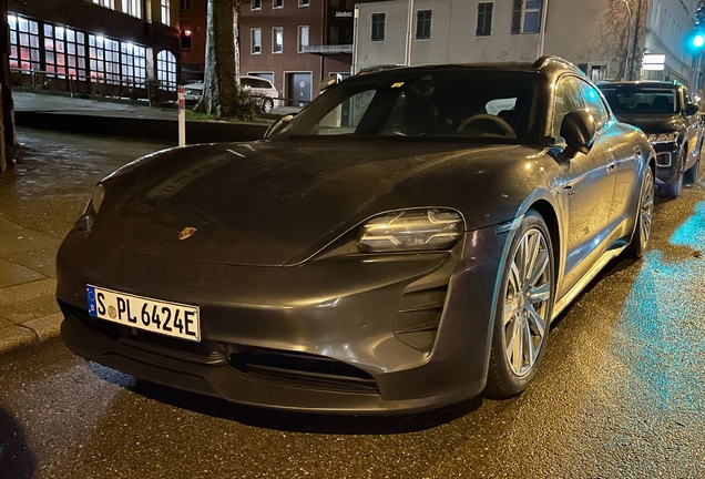 Porsche Taycan GTS Sport Turismo