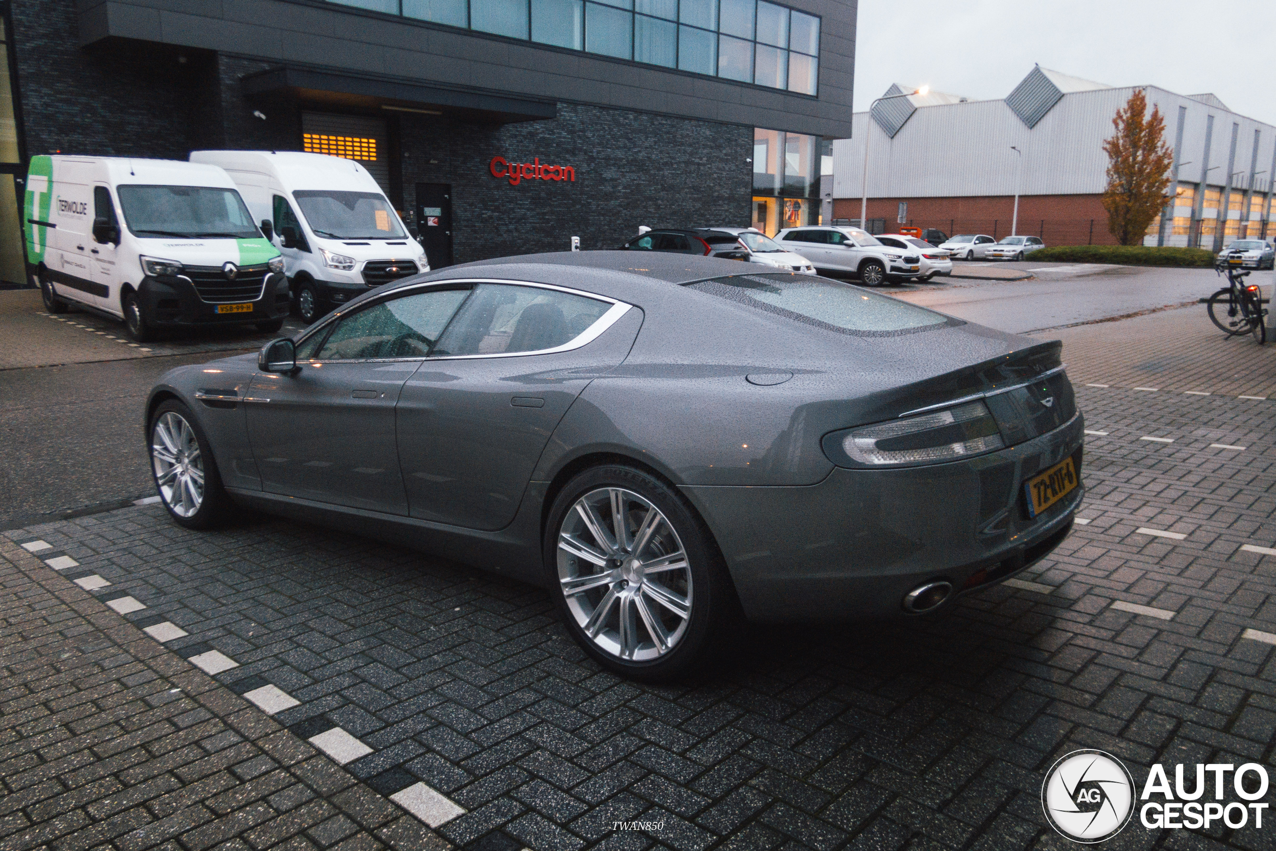 Aston Martin Rapide