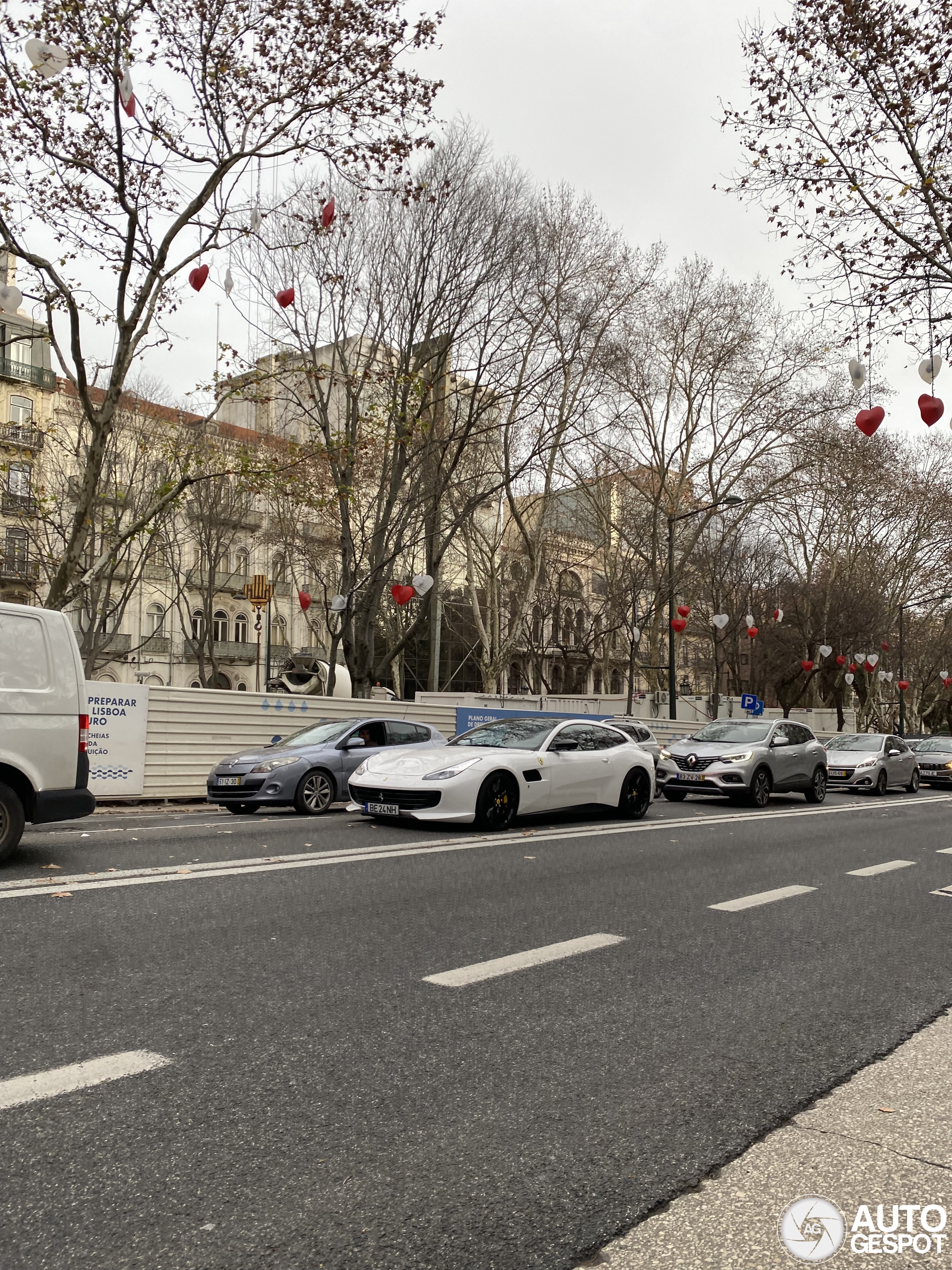 Ferrari GTC4Lusso T