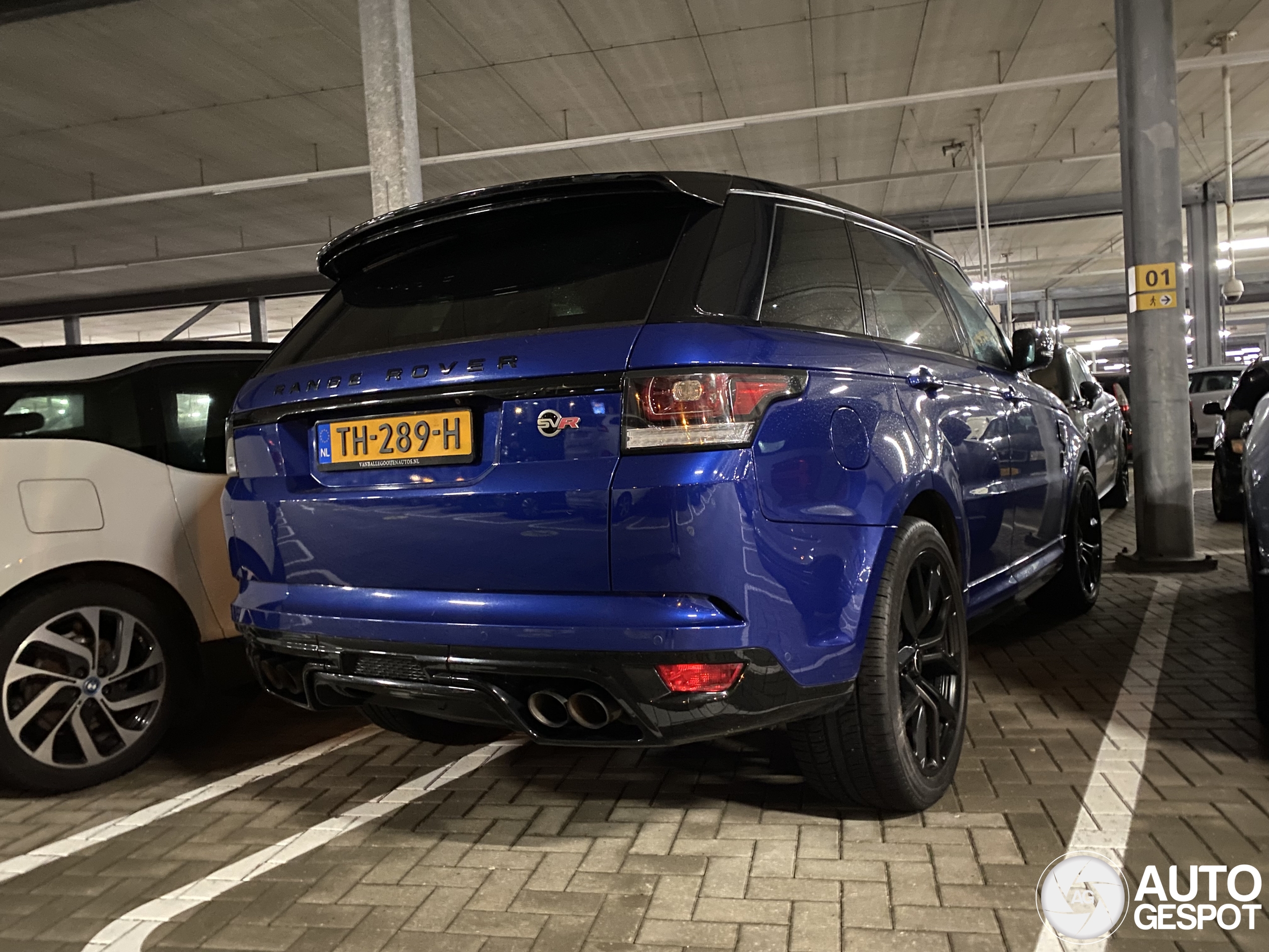 Land Rover Range Rover Sport SVR