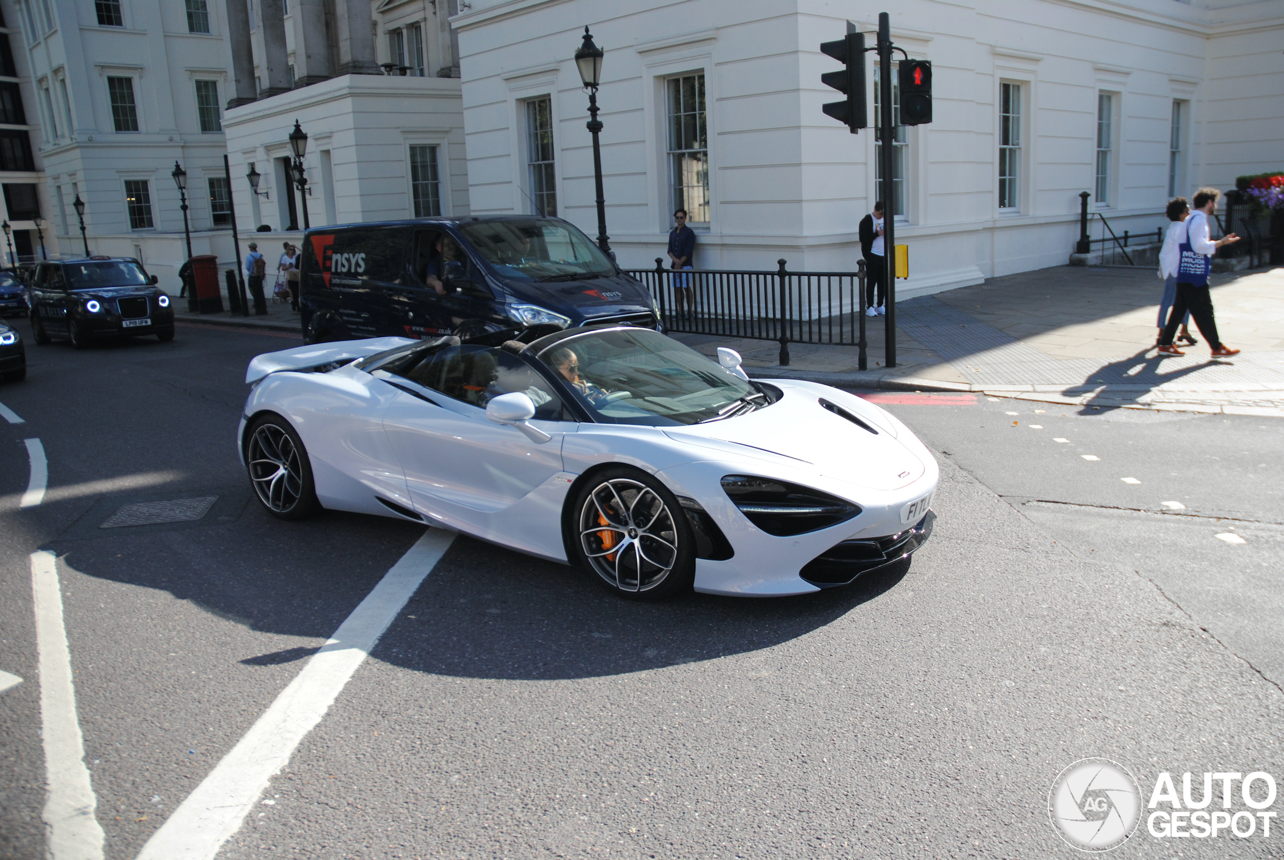 McLaren 720S Spider