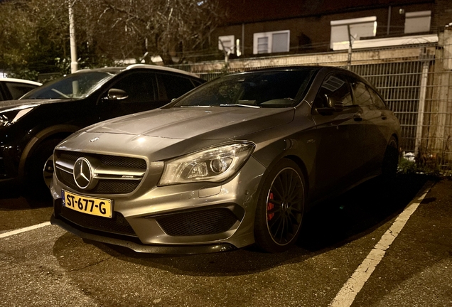 Mercedes-AMG CLA 45 Shooting Brake X117