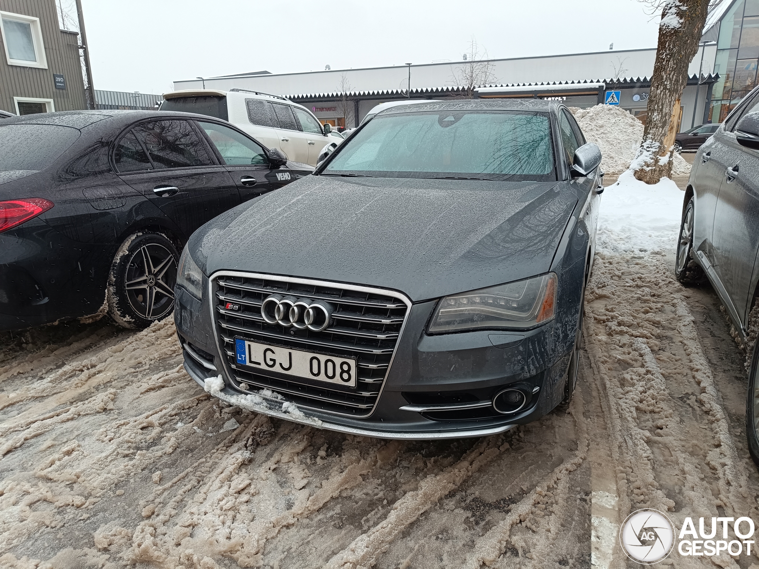 Audi S8 D4