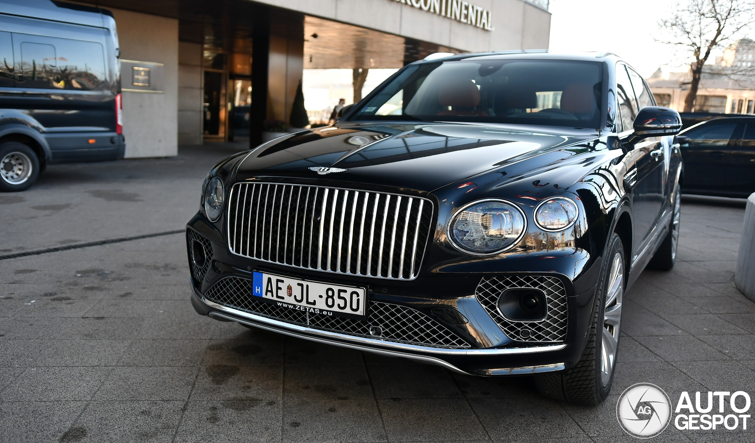 Bentley Bentayga Azure EWB First Edition