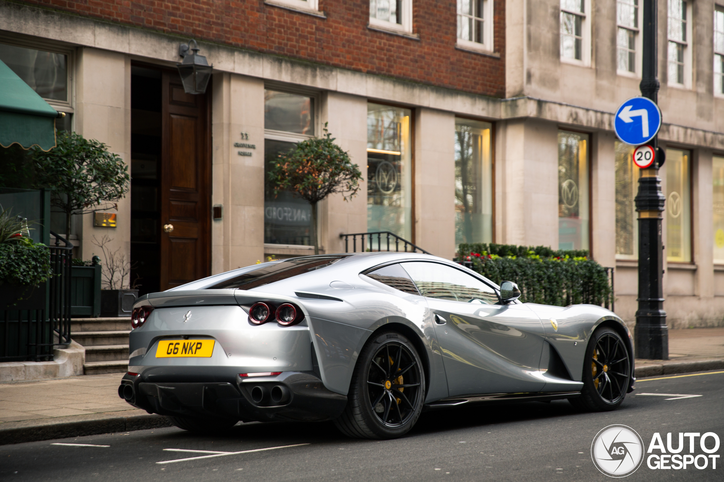 Ferrari 812 Superfast