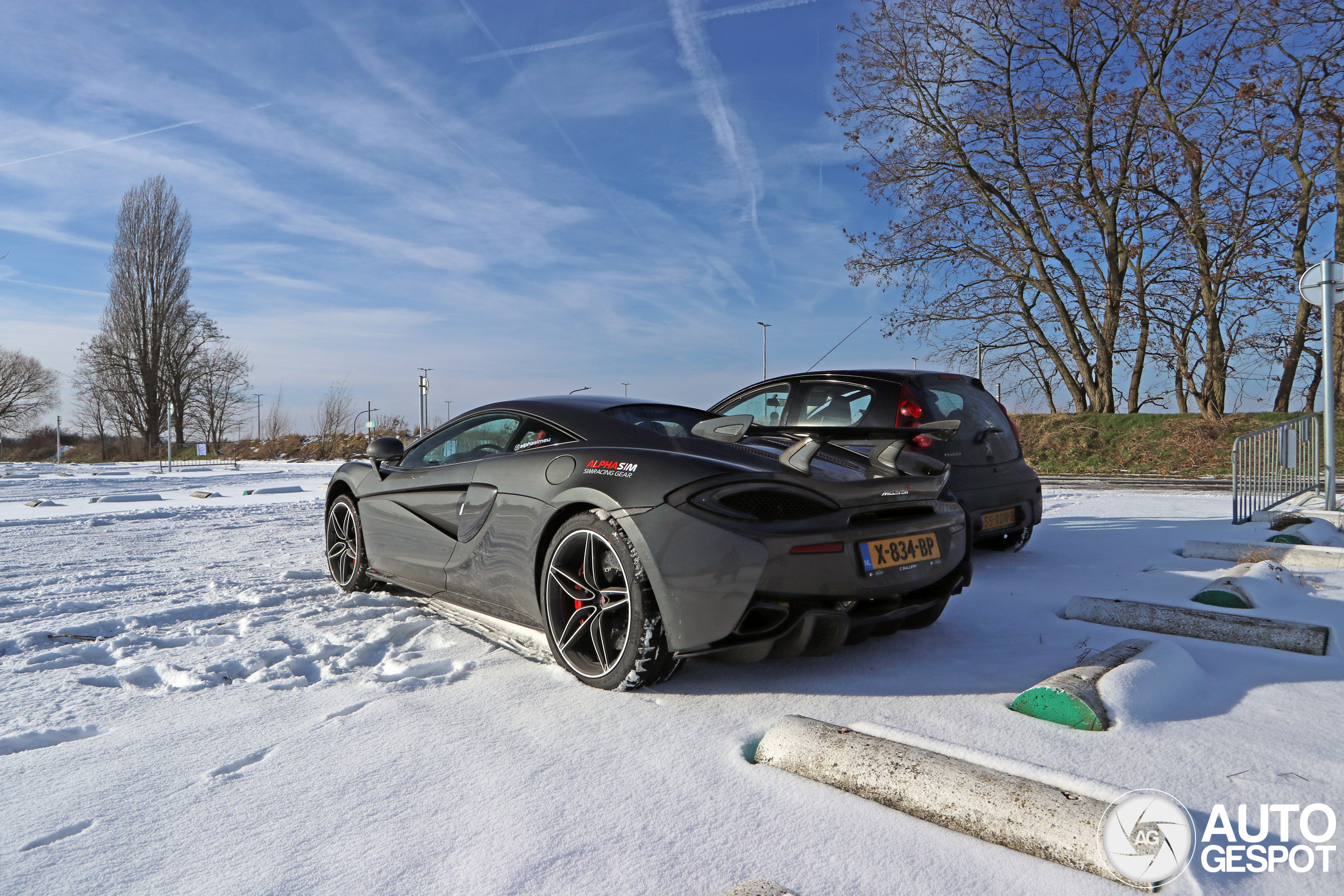 McLaren 570S